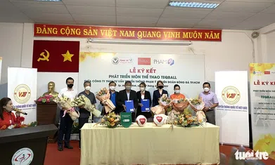 TP.HCM phát triển môn thể thao kết hợp bóng đá và bóng bàn